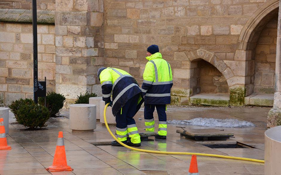 faire pour déboucher des toilettes Noisy-le-Grand